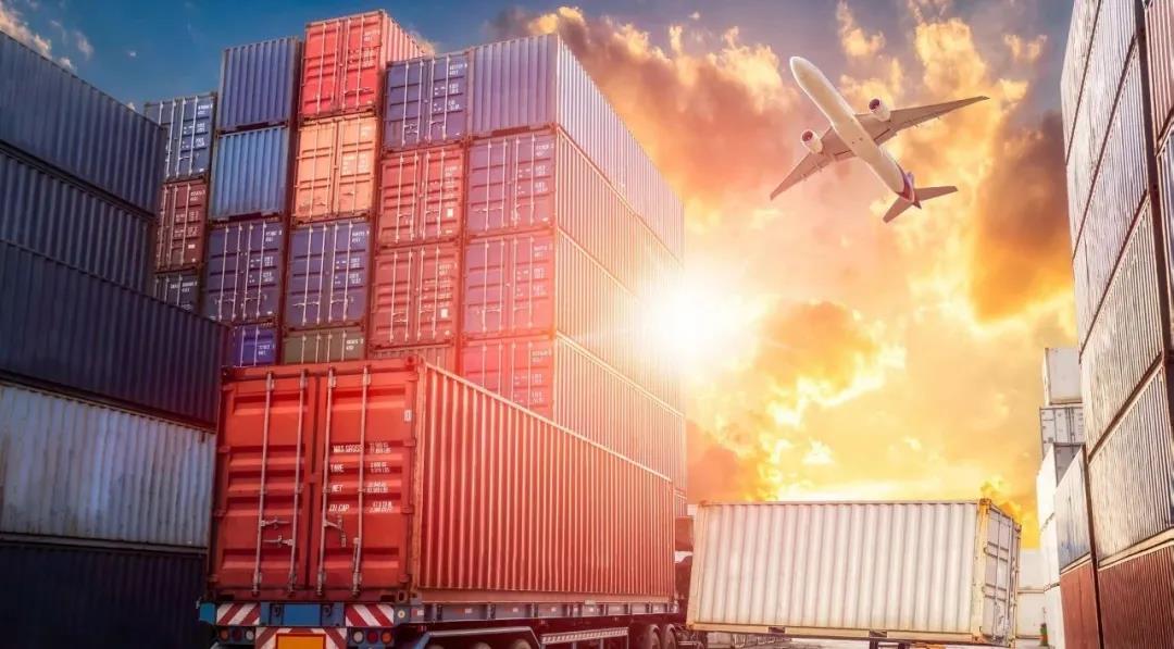 空運、快遞費用暴漲！DHL、UPS、FedEx宣布征收旺季附加費！